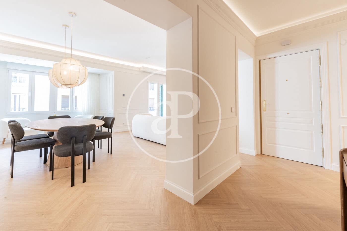 4 soveværelse Lejlighed til salg i Madrid by - € 2.250.000 (Ref: 9110581)