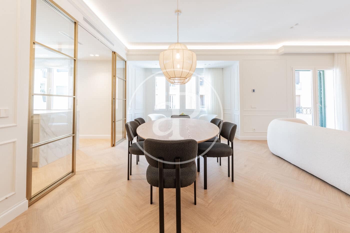 4 soveværelse Lejlighed til salg i Madrid by - € 2.250.000 (Ref: 9110581)