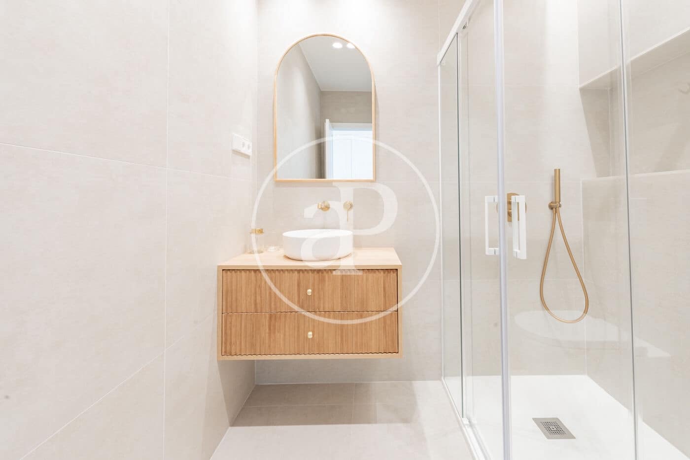 4 soveværelse Lejlighed til salg i Madrid by - € 2.250.000 (Ref: 9110581)