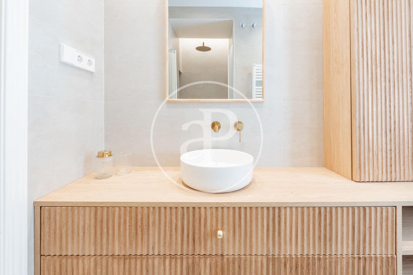 4 soveværelse Lejlighed til salg i Madrid by - € 2.250.000 (Ref: 9110581)