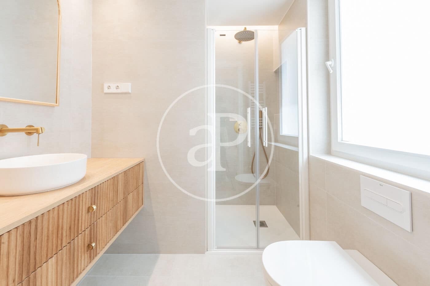 4 soveværelse Lejlighed til salg i Madrid by - € 2.250.000 (Ref: 9110581)