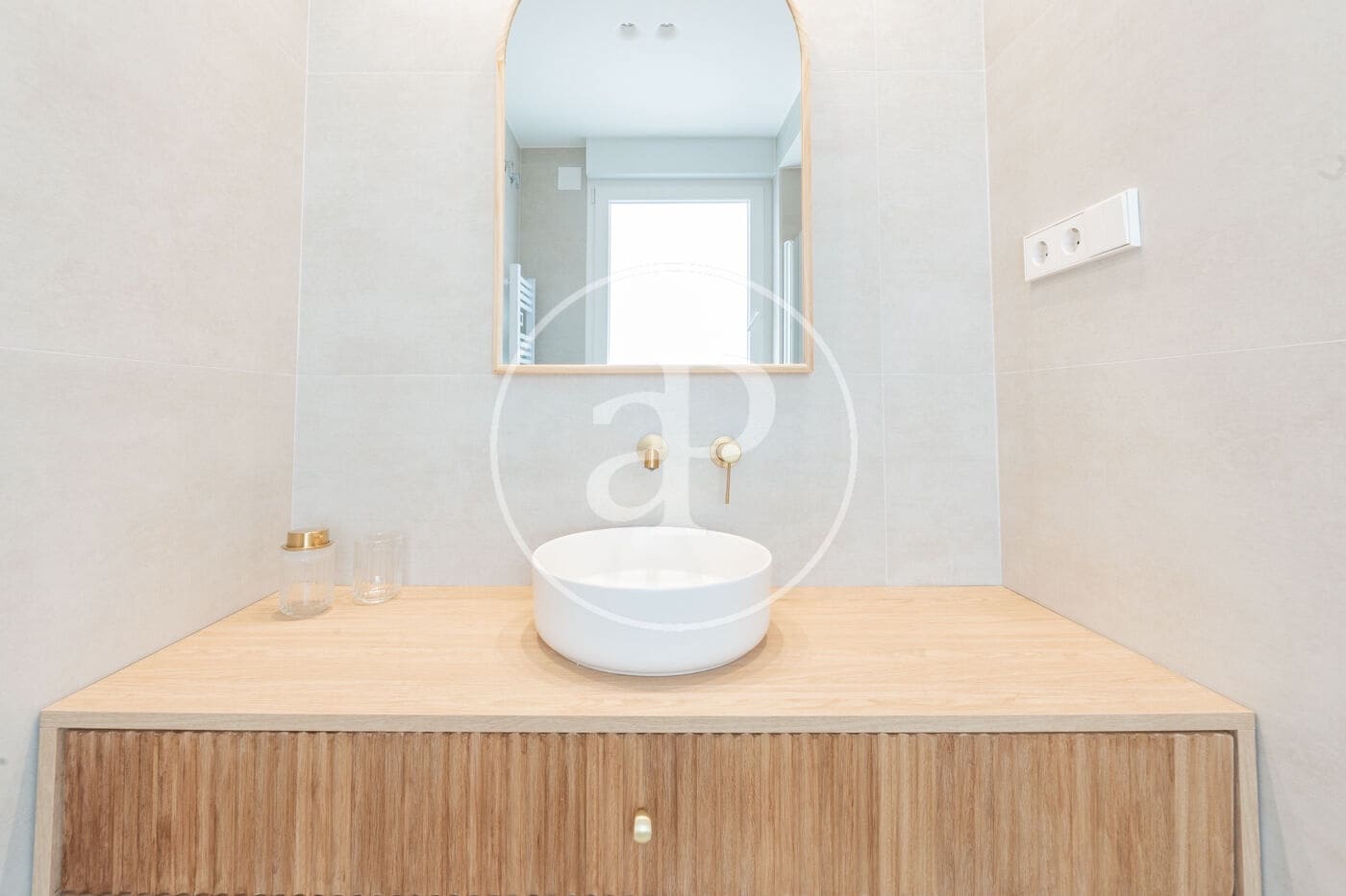 4 soveværelse Lejlighed til salg i Madrid by - € 2.250.000 (Ref: 9110581)