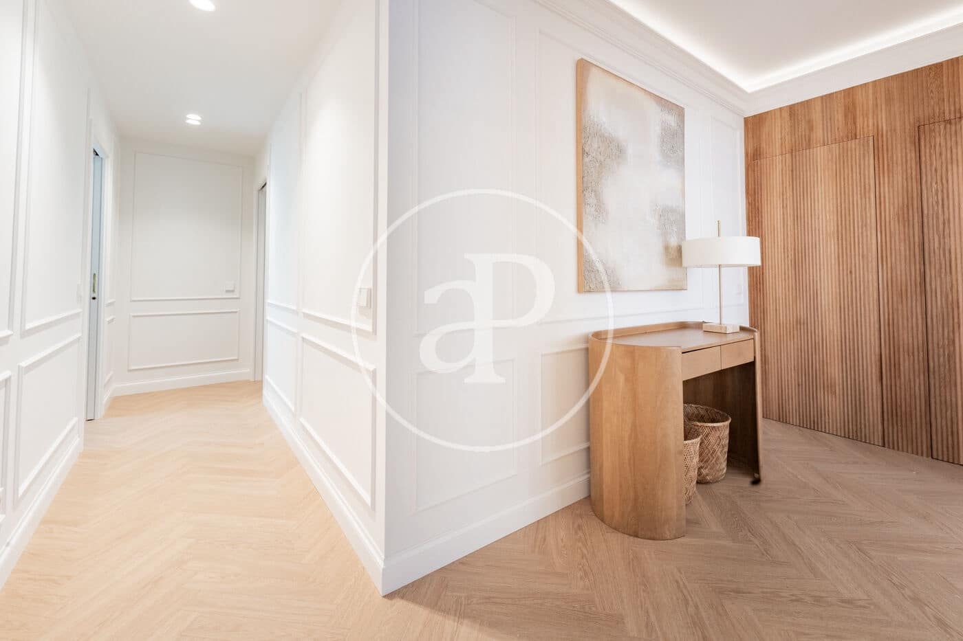 4 soveværelse Lejlighed til salg i Madrid by - € 2.250.000 (Ref: 9110581)