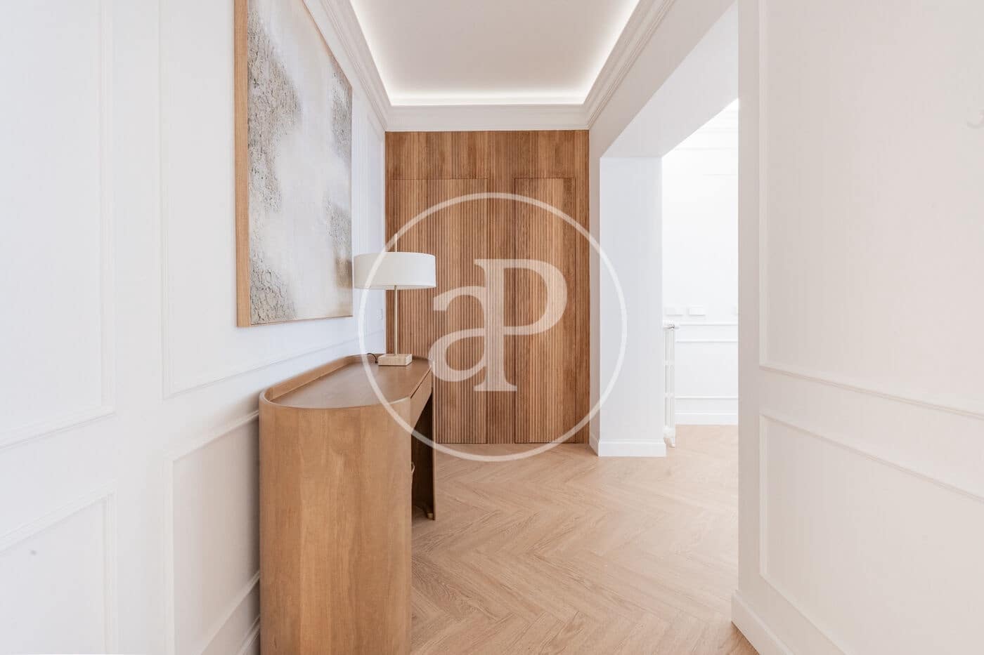 4 soveværelse Lejlighed til salg i Madrid by - € 2.250.000 (Ref: 9110581)