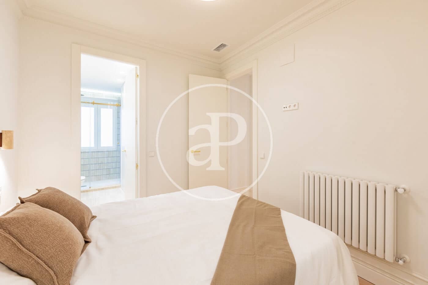 2 soveværelse Lejlighed til salg i Madrid by - € 1.385.000 (Ref: 9110583)