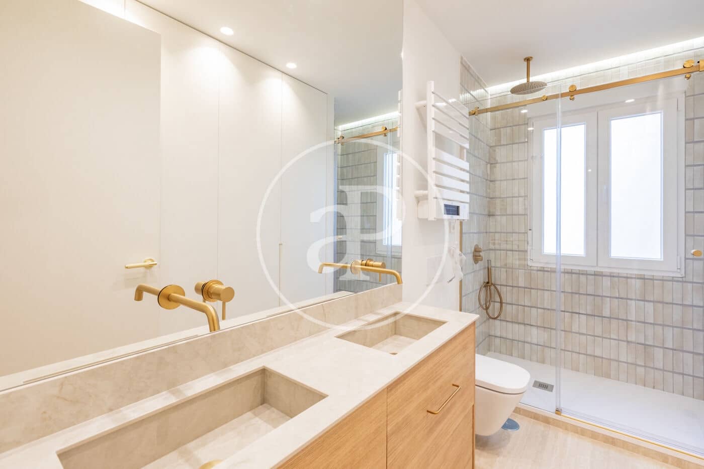 2 soveværelse Lejlighed til salg i Madrid by - € 1.385.000 (Ref: 9110583)