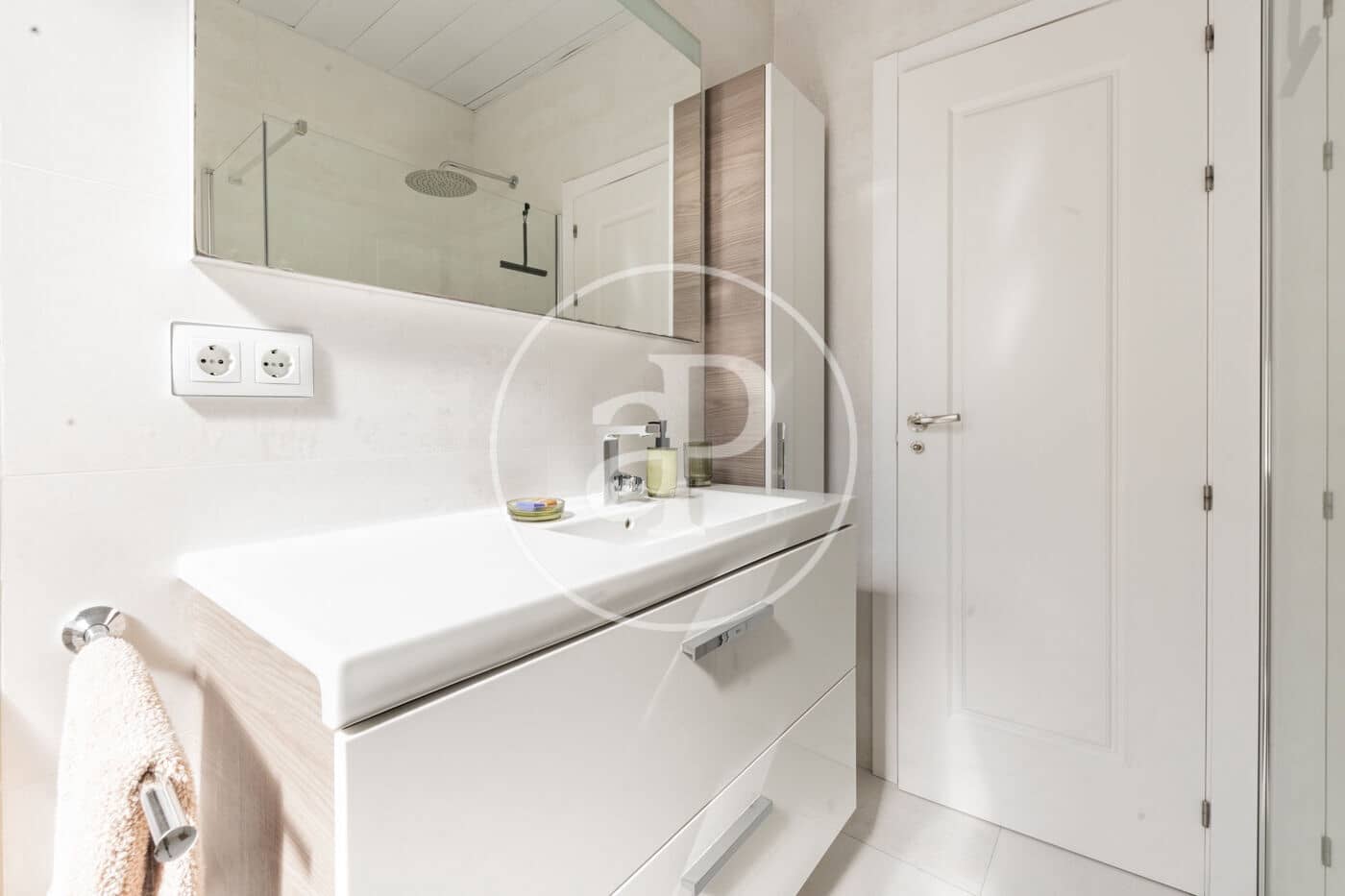 2 Zimmer Apartment zu vermieten in Madrid Stadt - 3.000 € (Ref: 9110586)