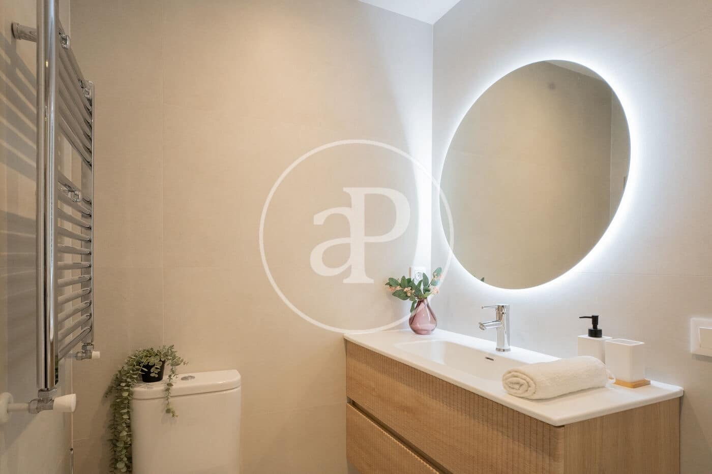 2 soveværelse Lejlighed til salg i Madrid by - € 975.000 (Ref: 9110587)