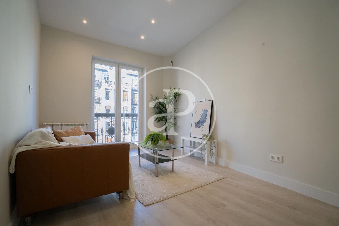 2 soveværelse Lejlighed til salg i Madrid by - € 975.000 (Ref: 9110587)