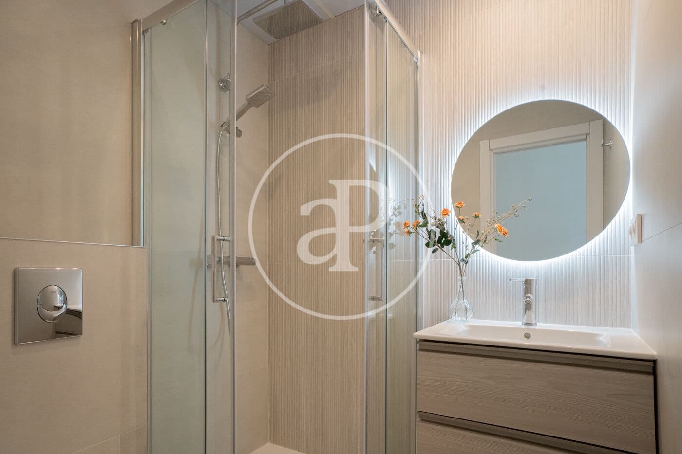 2 soveværelse Lejlighed til salg i Madrid by - € 975.000 (Ref: 9110587)