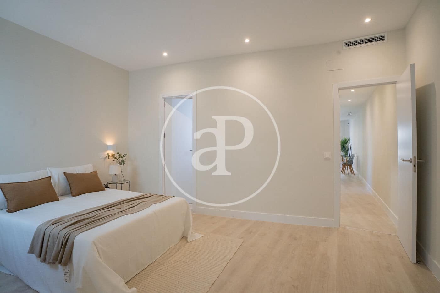 2 soveværelse Lejlighed til salg i Madrid by - € 975.000 (Ref: 9110587)