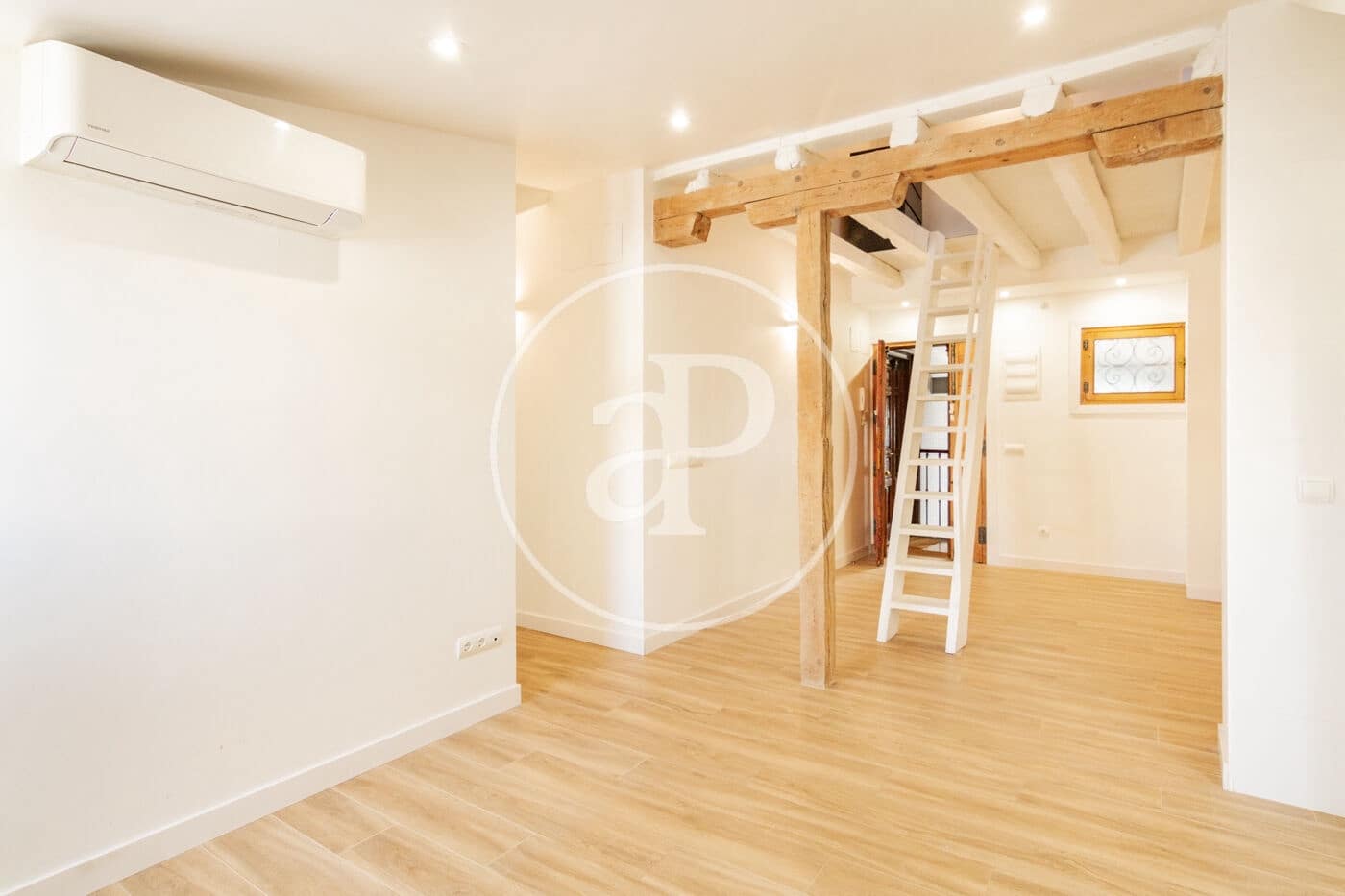 1 makuuhuone Huoneisto vuokrattavana paikassa Madrid kaupunki - 1 800 € (Ref: 9112571)