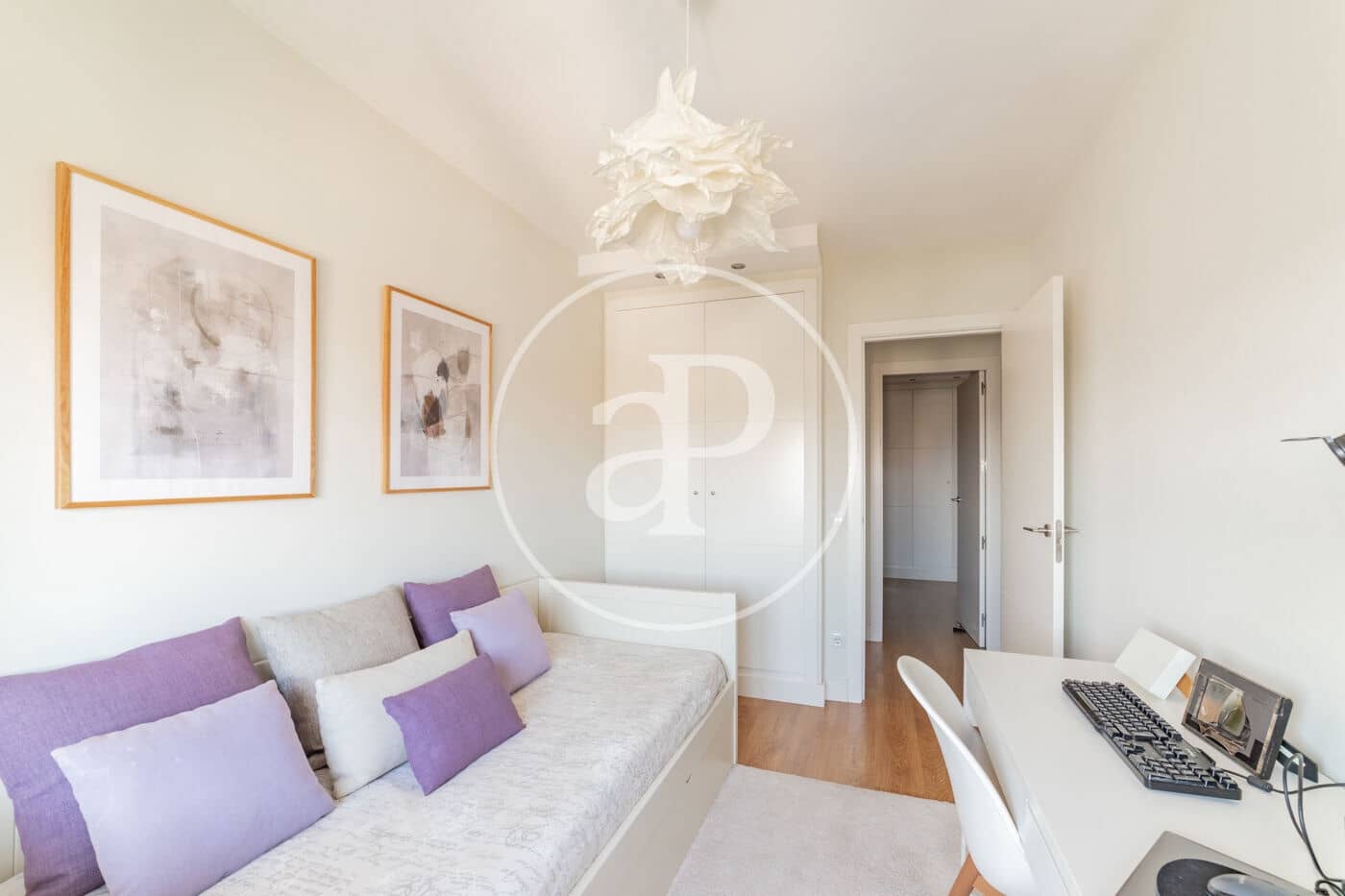 4 soveværelse Penthouse til salg i Madrid by med swimmingpool - € 1.895.000 (Ref: 9112573)