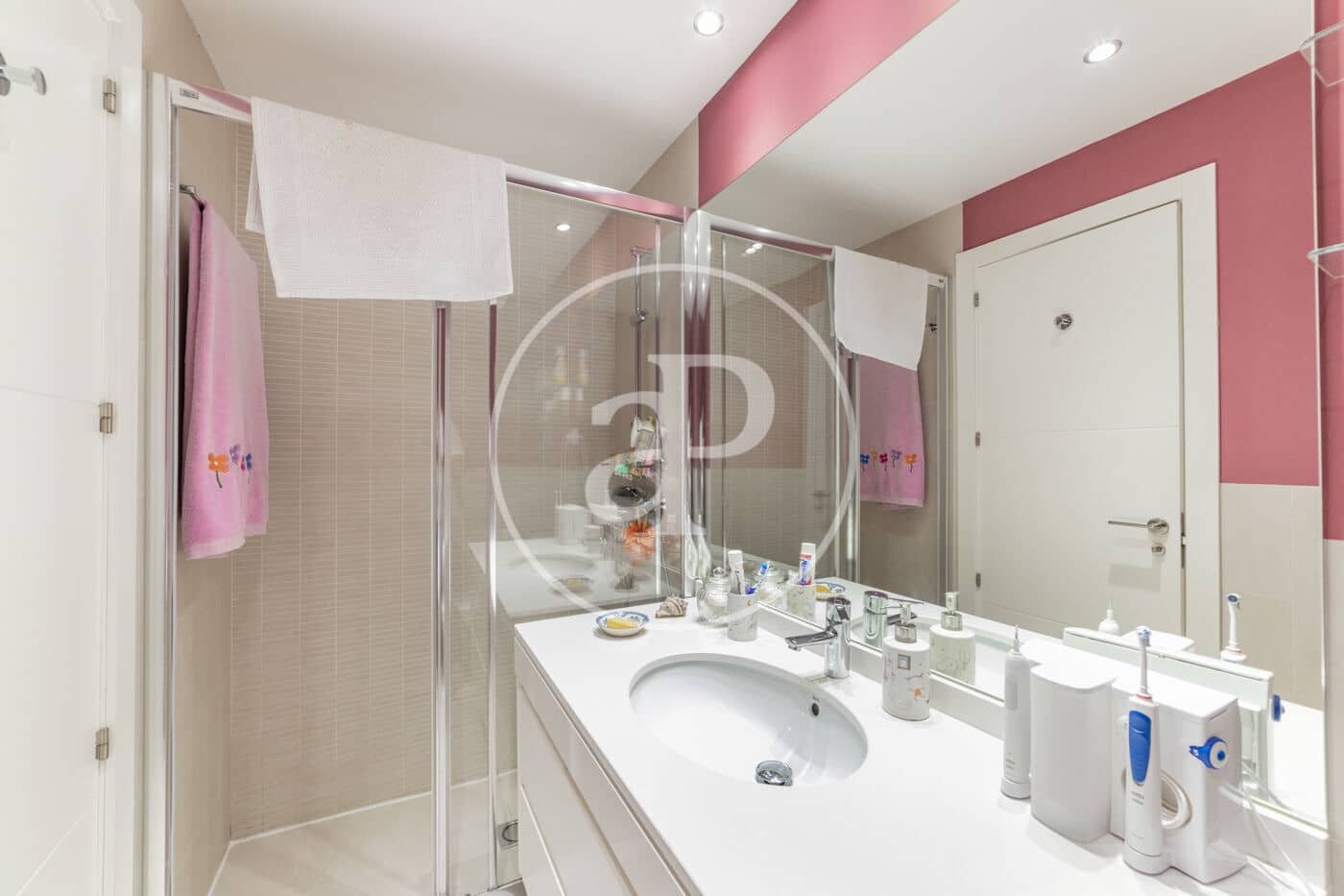 4 soveværelse Penthouse til salg i Madrid by med swimmingpool - € 1.895.000 (Ref: 9112573)