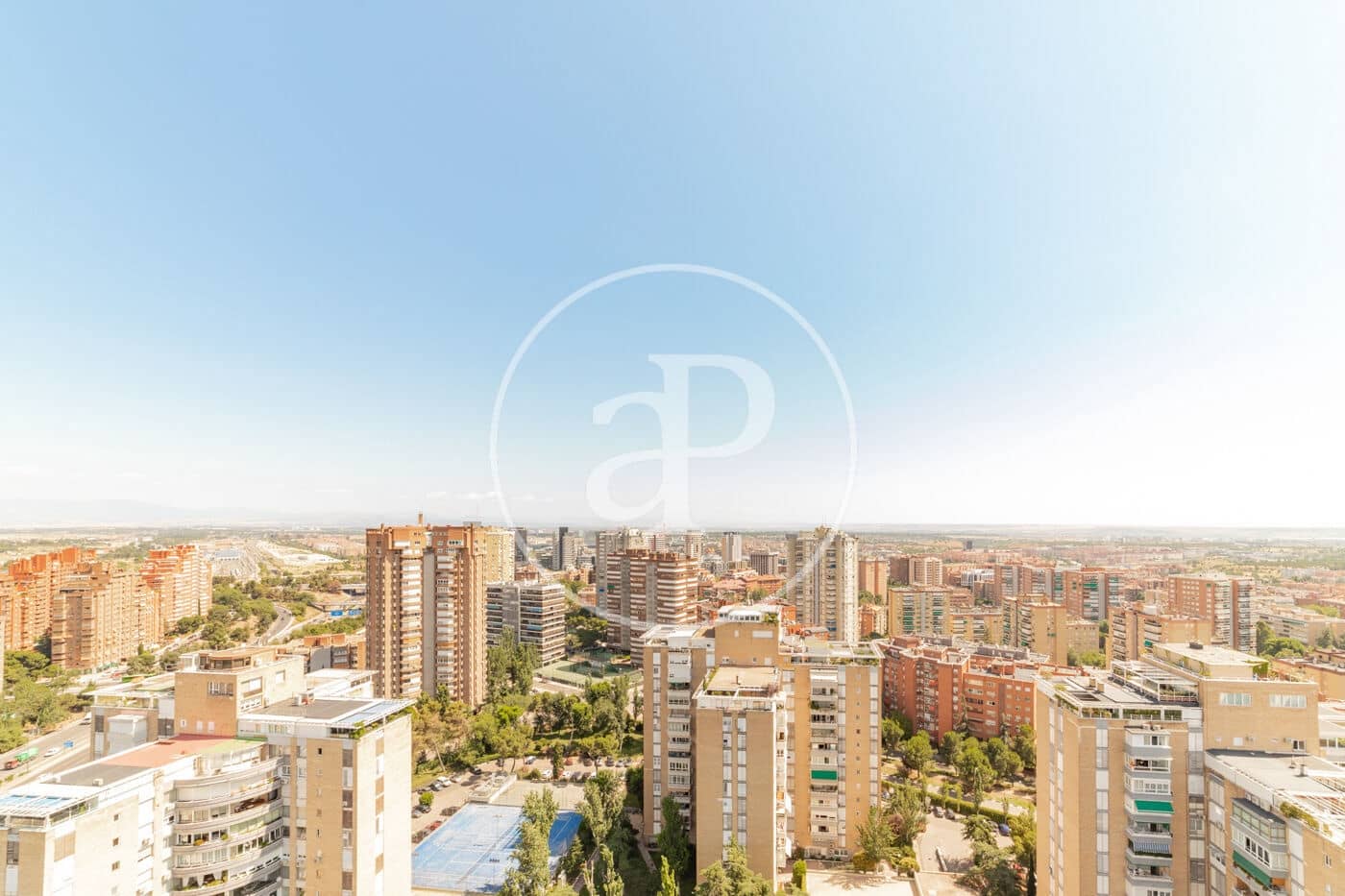 4 soveværelse Penthouse til salg i Madrid by med swimmingpool - € 1.895.000 (Ref: 9112573)