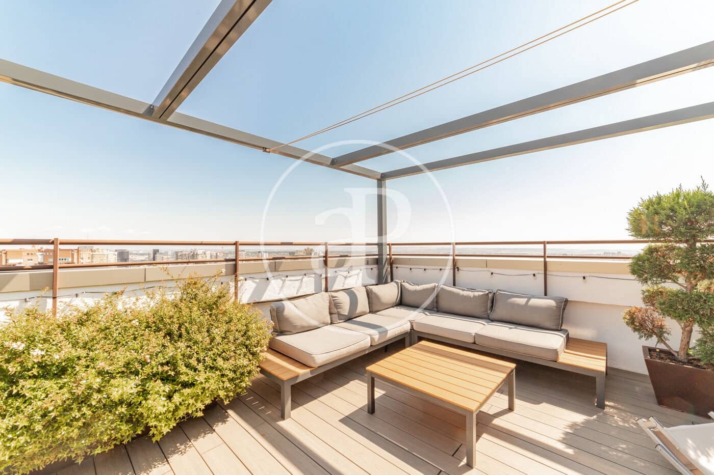 4 soveværelse Penthouse til salg i Madrid by med swimmingpool - € 1.895.000 (Ref: 9112573)