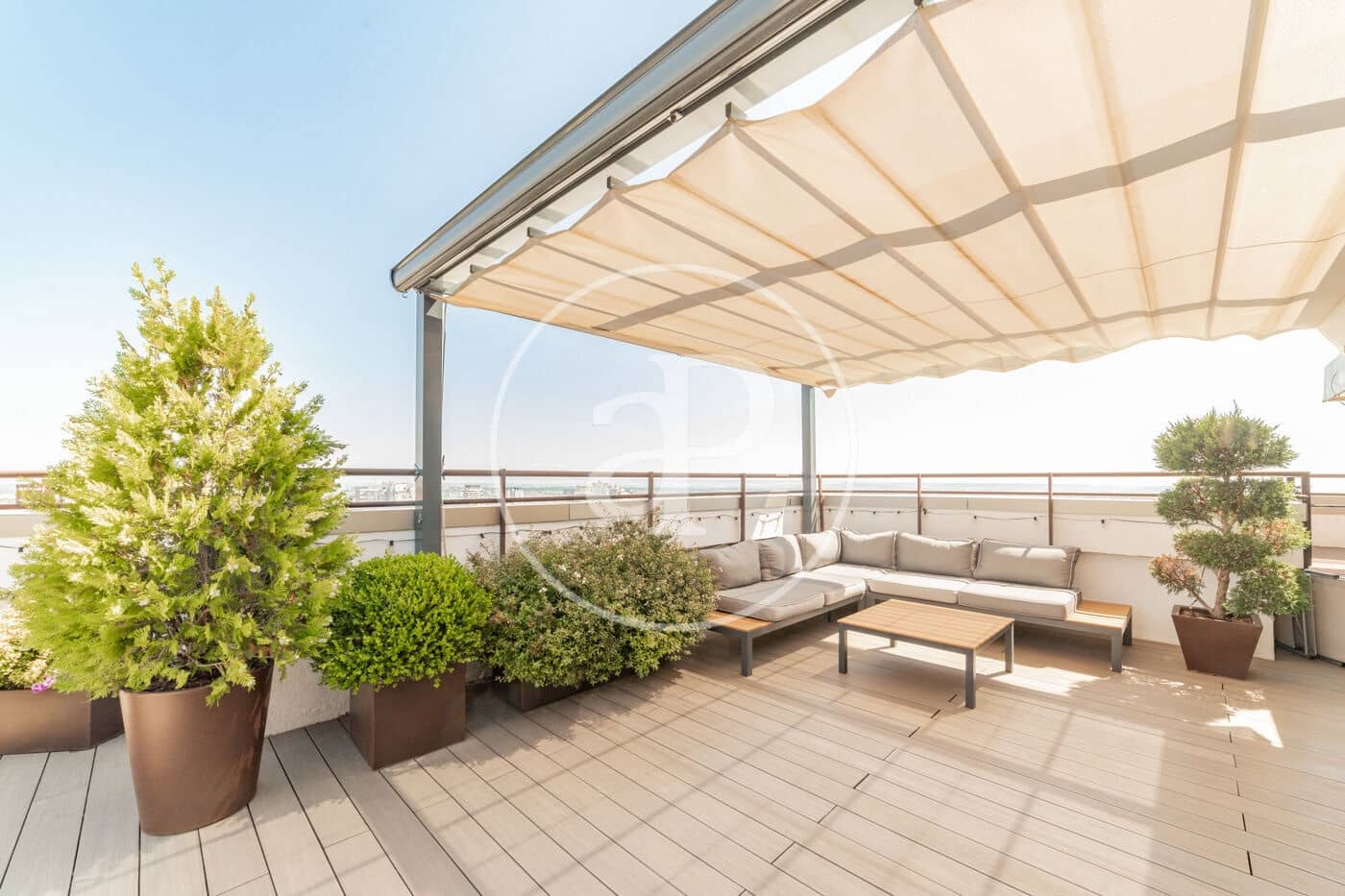 4 soveværelse Penthouse til salg i Madrid by med swimmingpool - € 1.895.000 (Ref: 9112573)