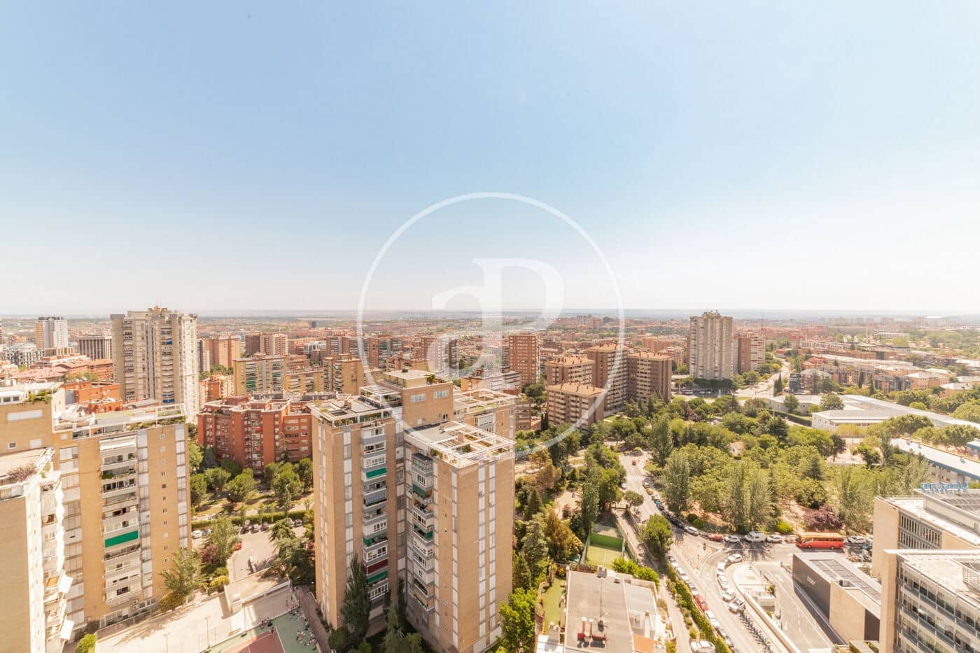 4 soveværelse Penthouse til salg i Madrid by med swimmingpool - € 1.895.000 (Ref: 9112573)