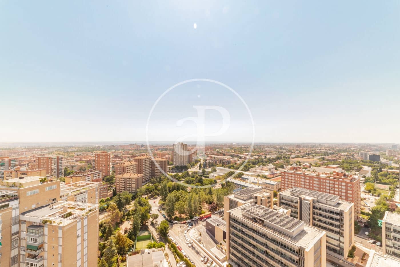 4 soveværelse Penthouse til salg i Madrid by med swimmingpool - € 1.895.000 (Ref: 9112573)