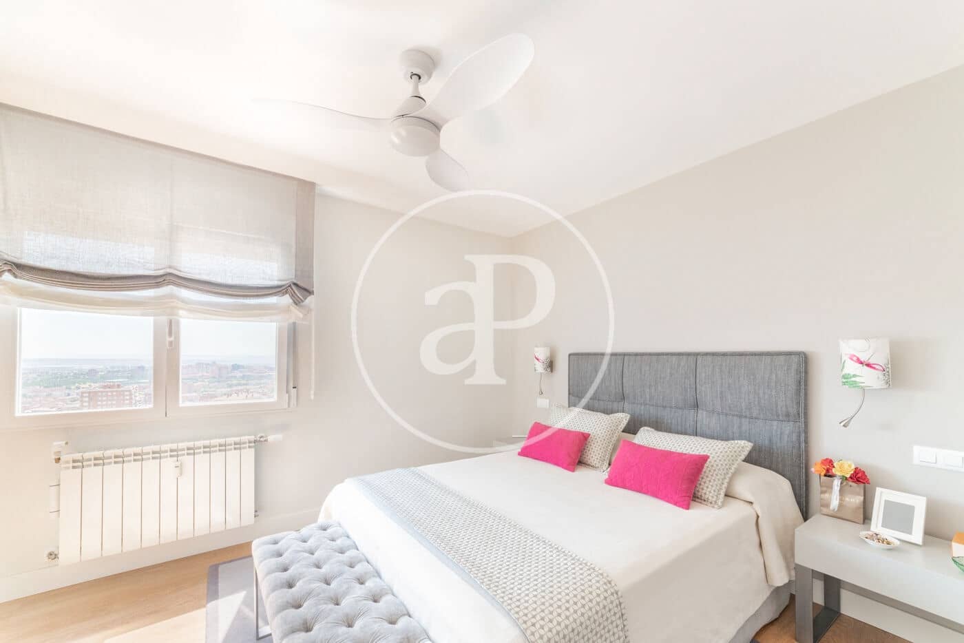 4 soveværelse Penthouse til salg i Madrid by med swimmingpool - € 1.895.000 (Ref: 9112573)