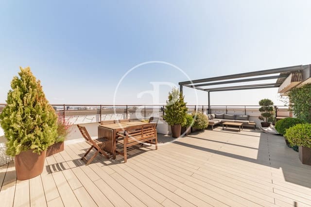 4 Zimmer Penthouse zu verkaufen in Costillares, Madrid Stadt mit Pool - 1.980.000 € (Ref: 9112573)