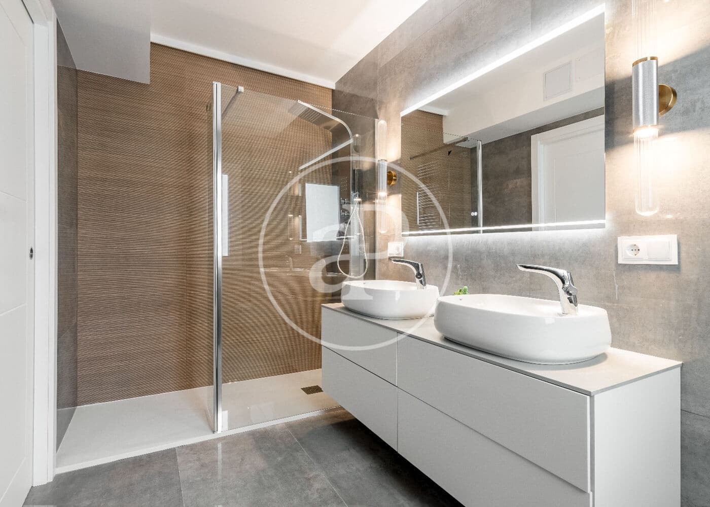 3 soveværelse Lejlighed til salg i Madrid by - € 2.490.000 (Ref: 9112579)