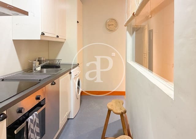 2 slaapkamer Appartement te huur in Castellana, Madrid stad - € 3.000 (Ref: 9112580)