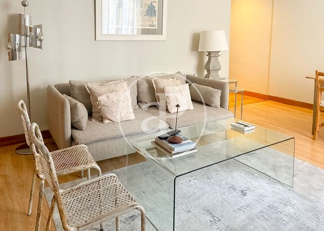 2 slaapkamer Appartement te huur in Castellana, Madrid stad - € 3.000 (Ref: 9112580)