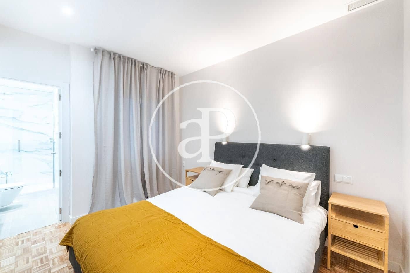 2 soveværelse Lejlighed til salg i Madrid by - € 850.000 (Ref: 9114375)