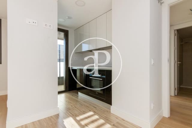 1 soveværelse Lejlighed til leje i Peñagrande, Madrid by med swimmingpool - € 1.700 (Ref: 9114376)