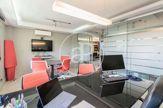 5 sypialnia Willa na sprzedaż w Aravaca, Miasto Madryt - 1 300 000 € (Ref: 9116347)