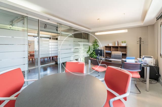 5 sypialnia Willa na sprzedaż w Aravaca, Miasto Madryt - 1 300 000 € (Ref: 9116347)