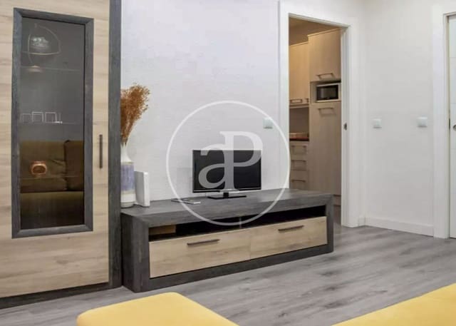 2 soveværelse Lejlighed til leje i Goya, Madrid by - € 1.700 (Ref: 9118965)