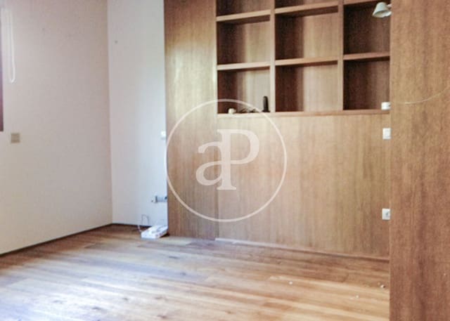 1 quarto Apartamento para arrendar em Hispanoamérica, Madrid cidade com piscina - 1 850 € (Ref: 9118968)