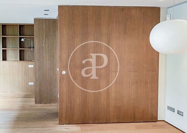 1 quarto Apartamento para arrendar em Hispanoamérica, Madrid cidade com piscina - 1 850 € (Ref: 9118968)