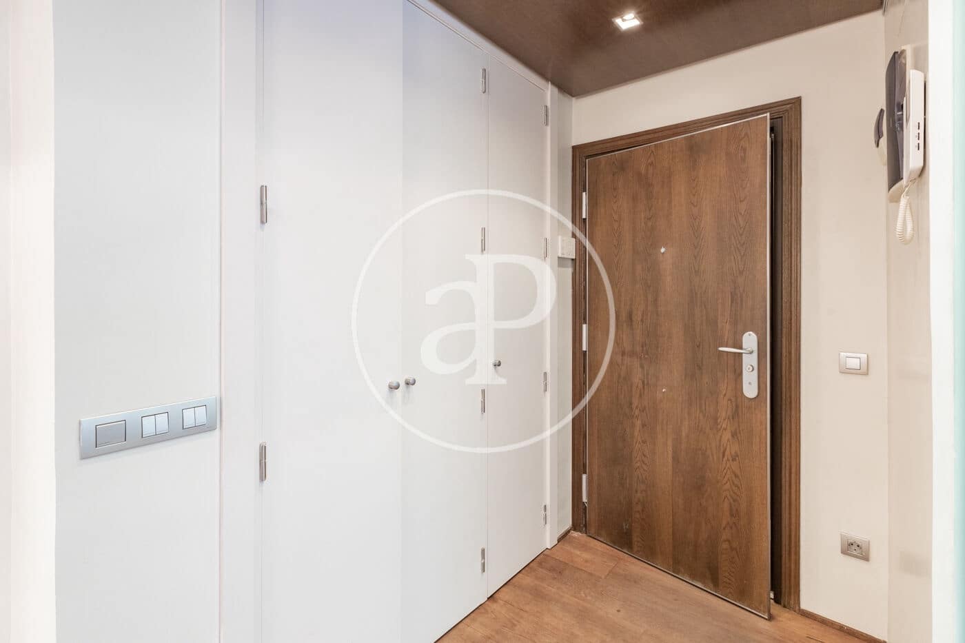 1 soveværelse Lejlighed til leje i Madrid by med swimmingpool - € 1.850 (Ref: 9118968)