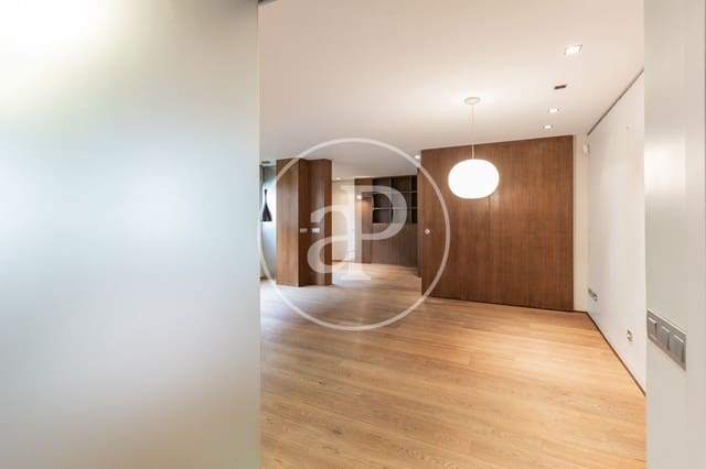 1 bedroom Apartment for rent in Hispanoamérica, Madrid city with pool - € 1,850 (Ref: 9118968)