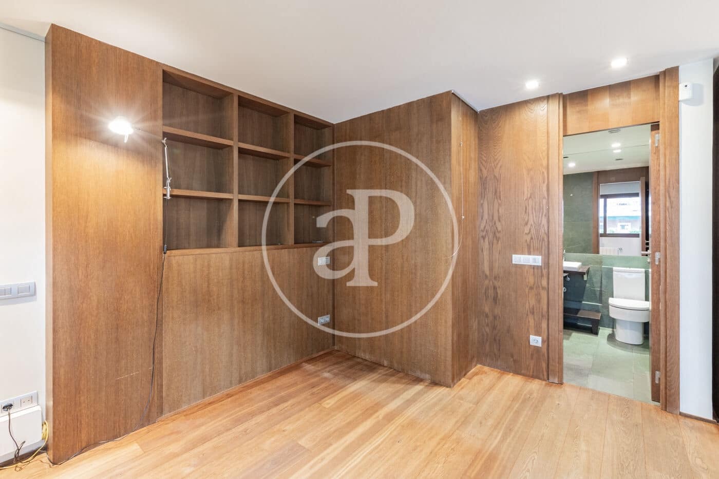 1 soveværelse Lejlighed til leje i Madrid by med swimmingpool - € 1.850 (Ref: 9118968)