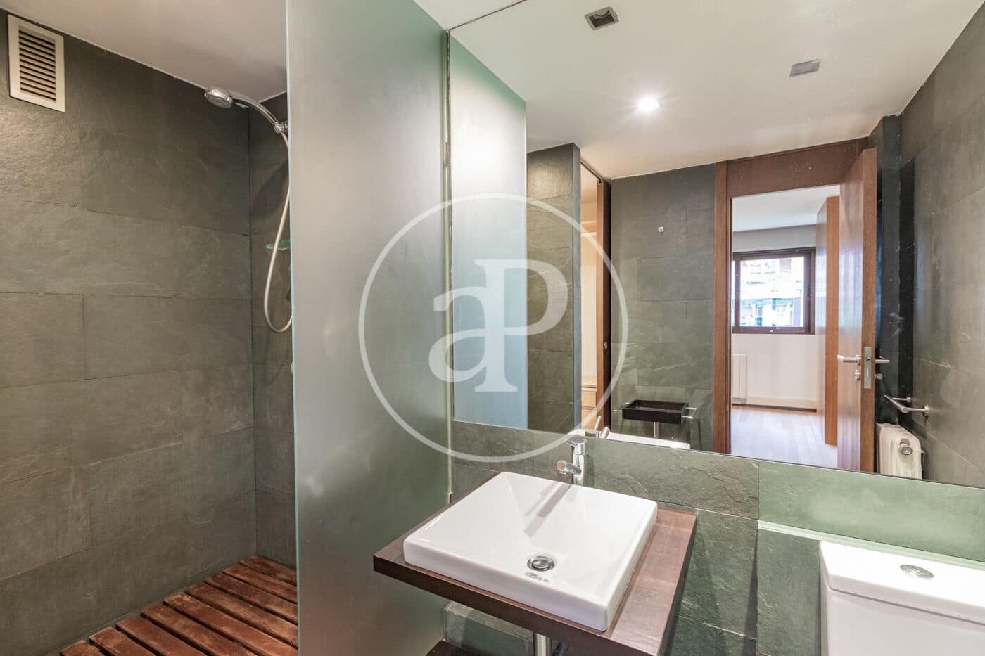 1 soveværelse Lejlighed til leje i Madrid by med swimmingpool - € 1.850 (Ref: 9118968)