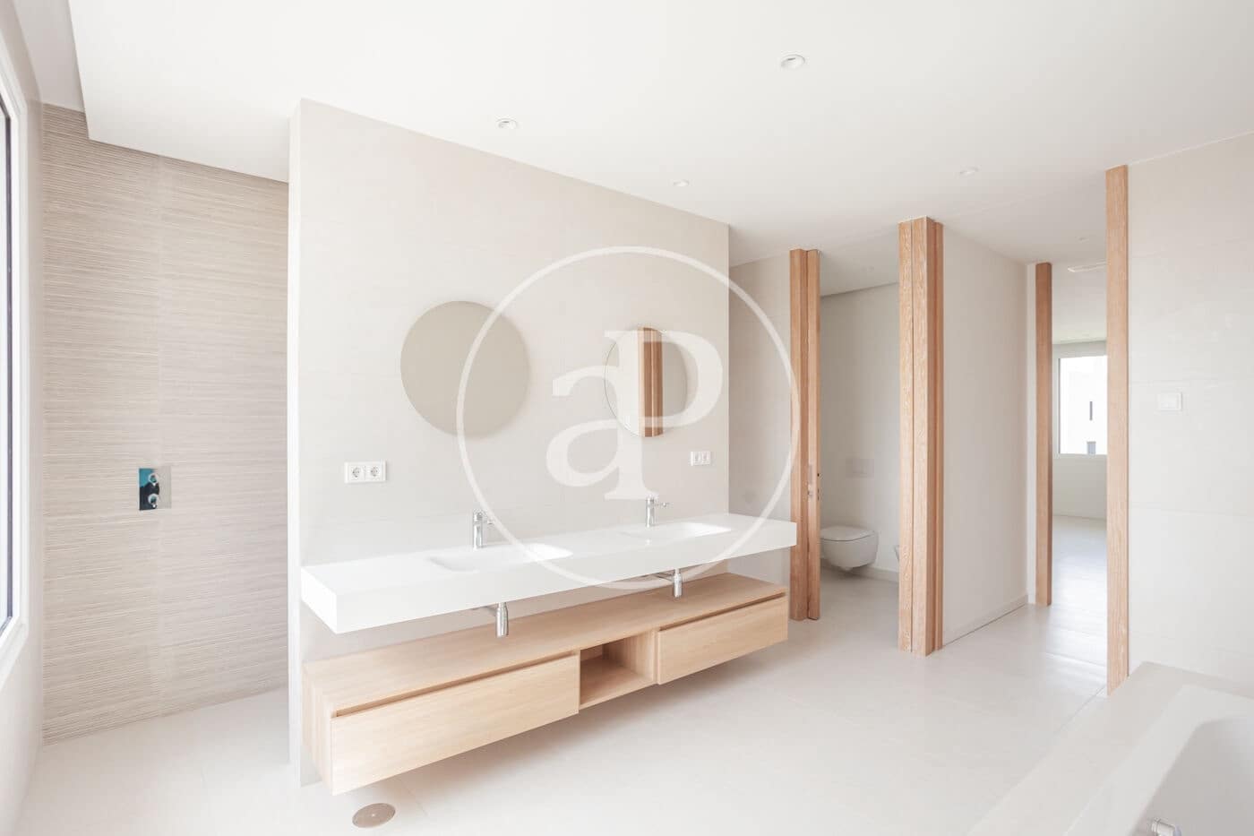 5 soveværelse Lejlighed til leje i Pozuelo de Alarcon med swimmingpool - € 18.000 (Ref: 9118970)