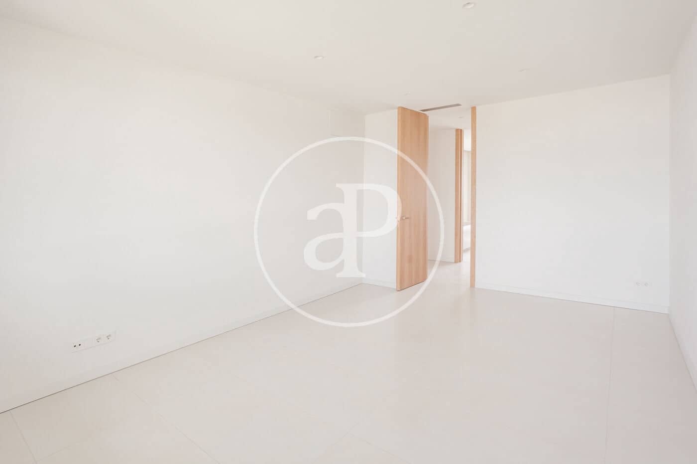 5 soveværelse Lejlighed til leje i Pozuelo de Alarcon med swimmingpool - € 18.000 (Ref: 9118970)