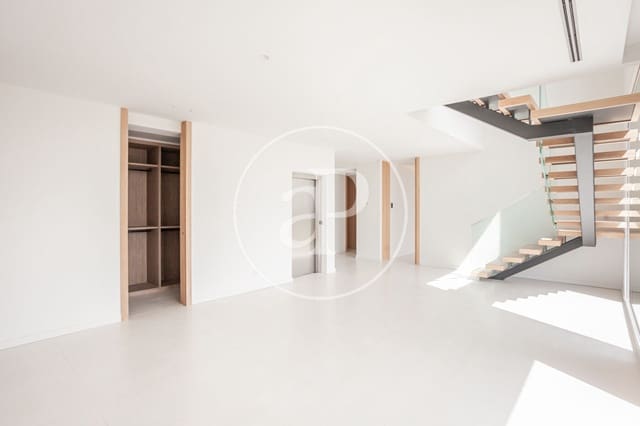 5 soveværelse Lejlighed til leje i Pozuelo de Alarcón med swimmingpool - € 18.000 (Ref: 9118970)