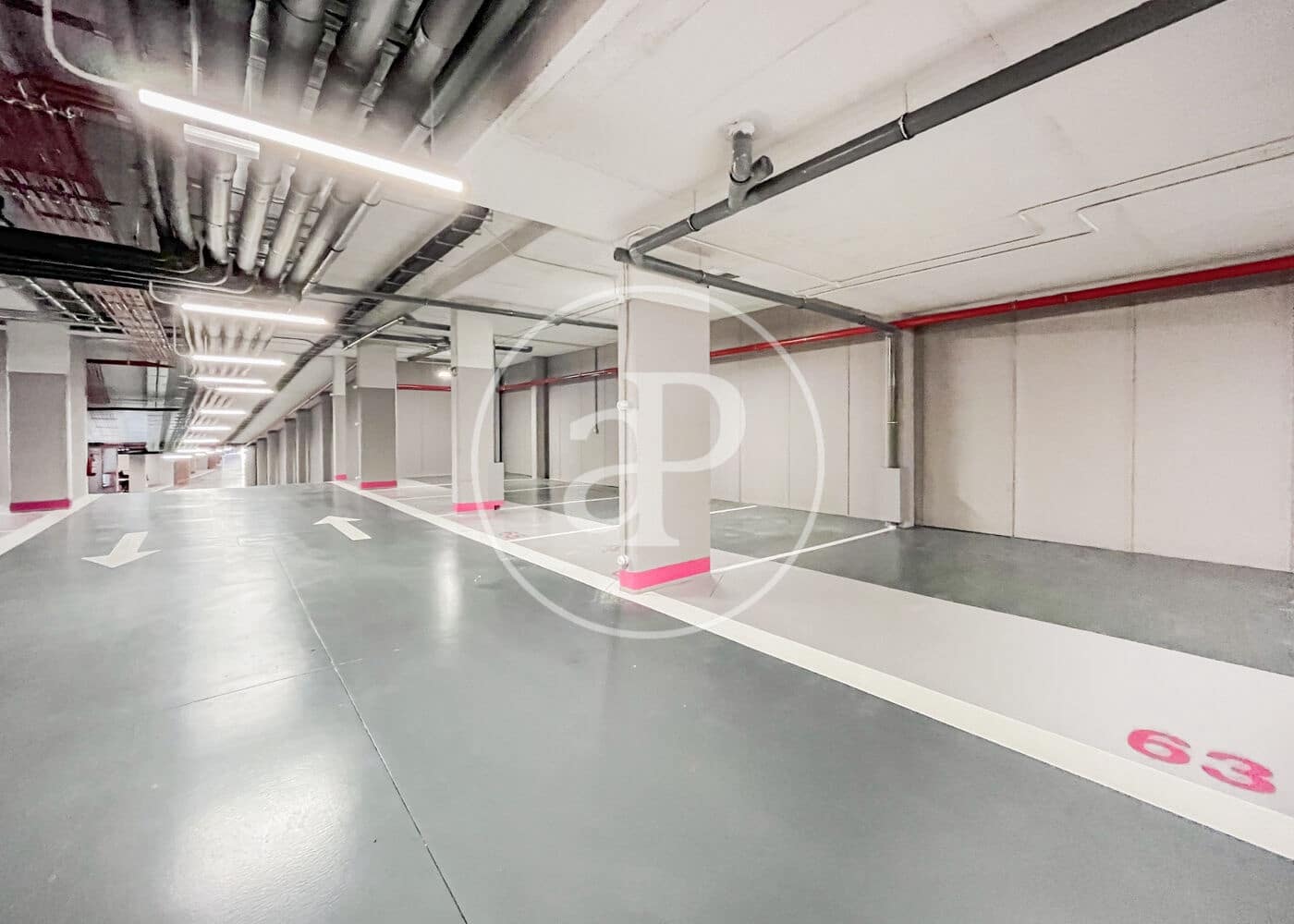 5 soveværelse Lejlighed til leje i Pozuelo de Alarcon med swimmingpool - € 18.000 (Ref: 9118970)