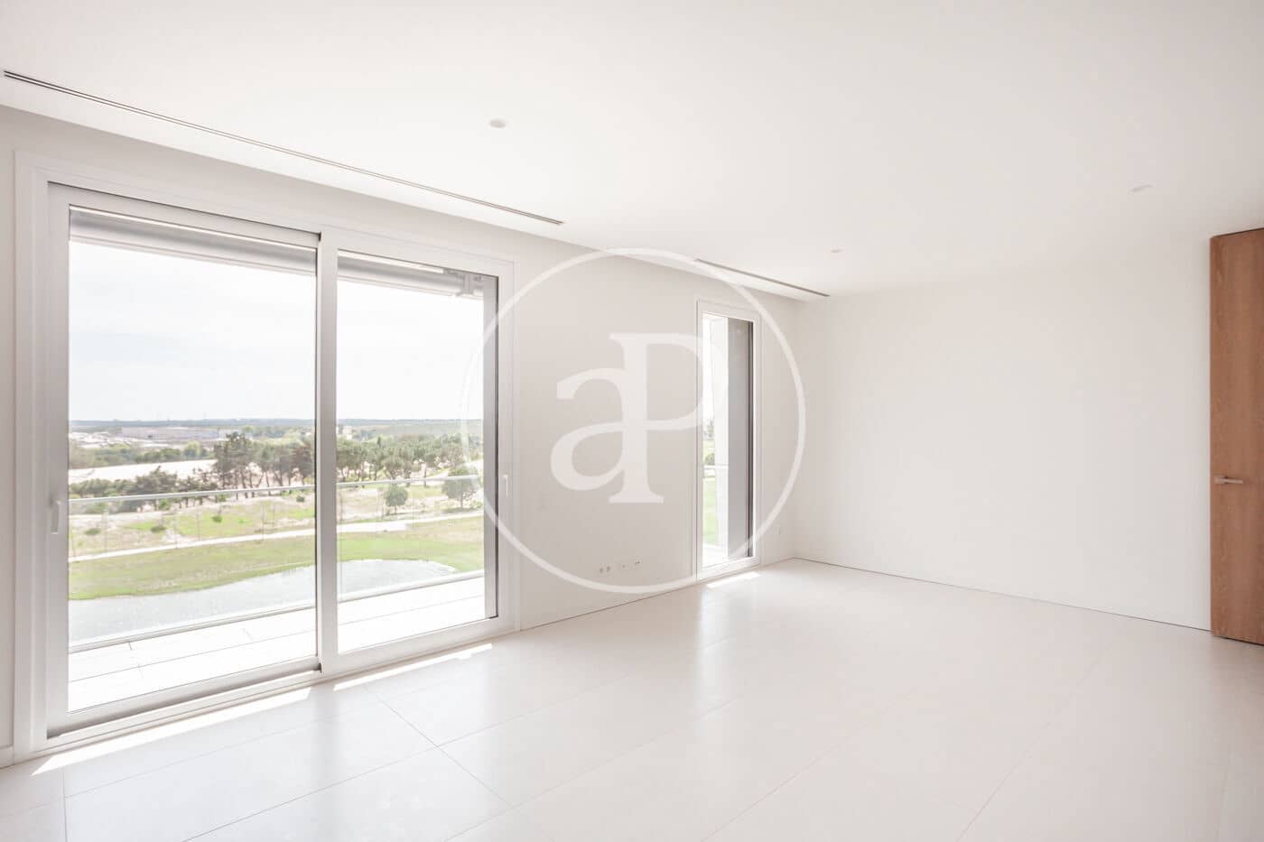 5 soveværelse Lejlighed til leje i Pozuelo de Alarcon med swimmingpool - € 18.000 (Ref: 9118970)