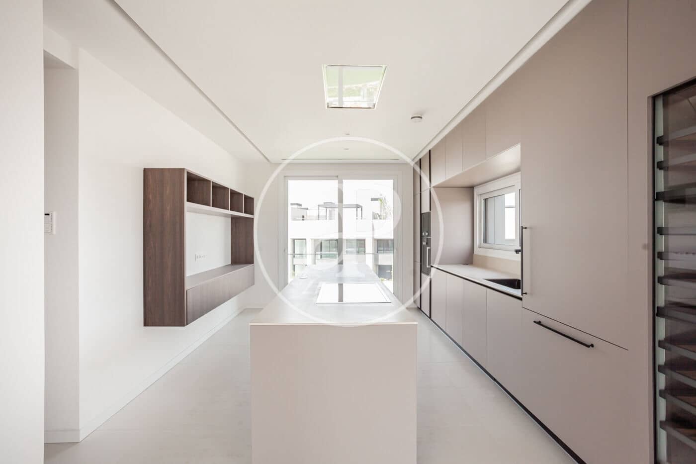 5 soveværelse Lejlighed til leje i Pozuelo de Alarcon med swimmingpool - € 18.000 (Ref: 9118970)