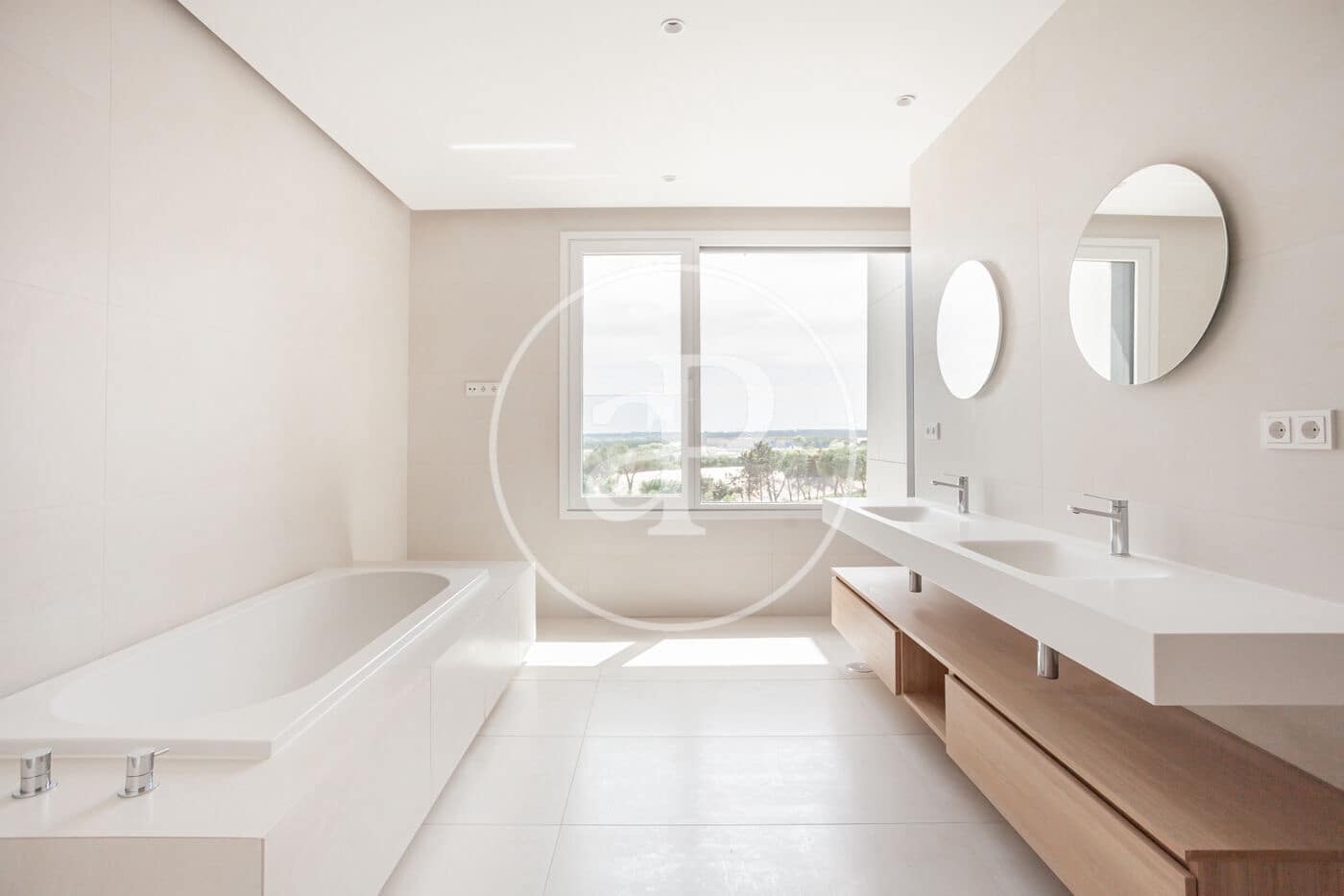 5 soveværelse Lejlighed til leje i Pozuelo de Alarcon med swimmingpool - € 18.000 (Ref: 9118970)