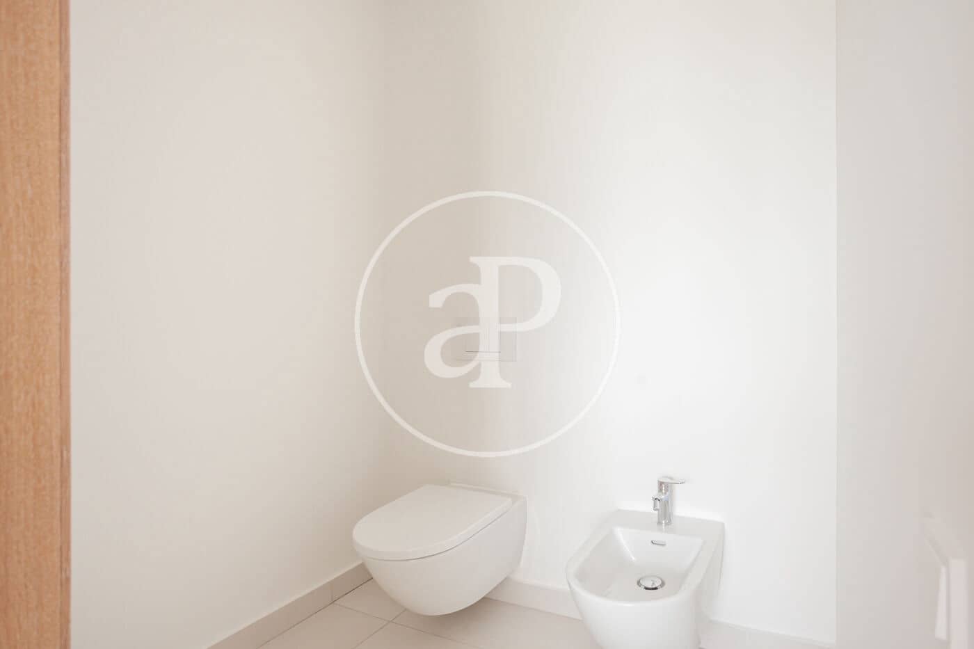 5 soveværelse Lejlighed til leje i Pozuelo de Alarcon med swimmingpool - € 18.000 (Ref: 9118970)