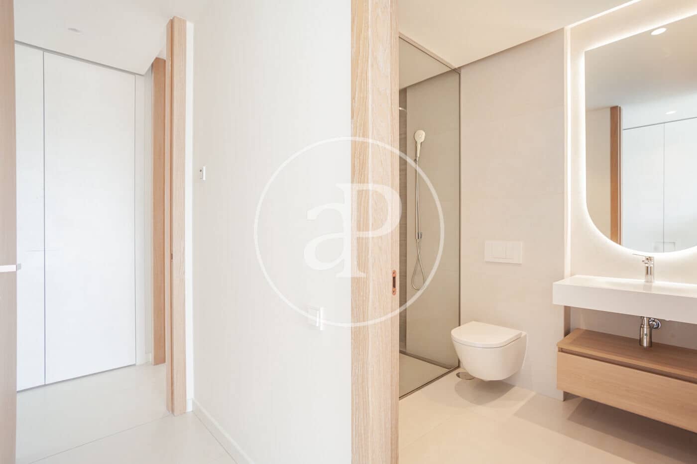 5 soveværelse Lejlighed til leje i Pozuelo de Alarcon med swimmingpool - € 18.000 (Ref: 9118970)