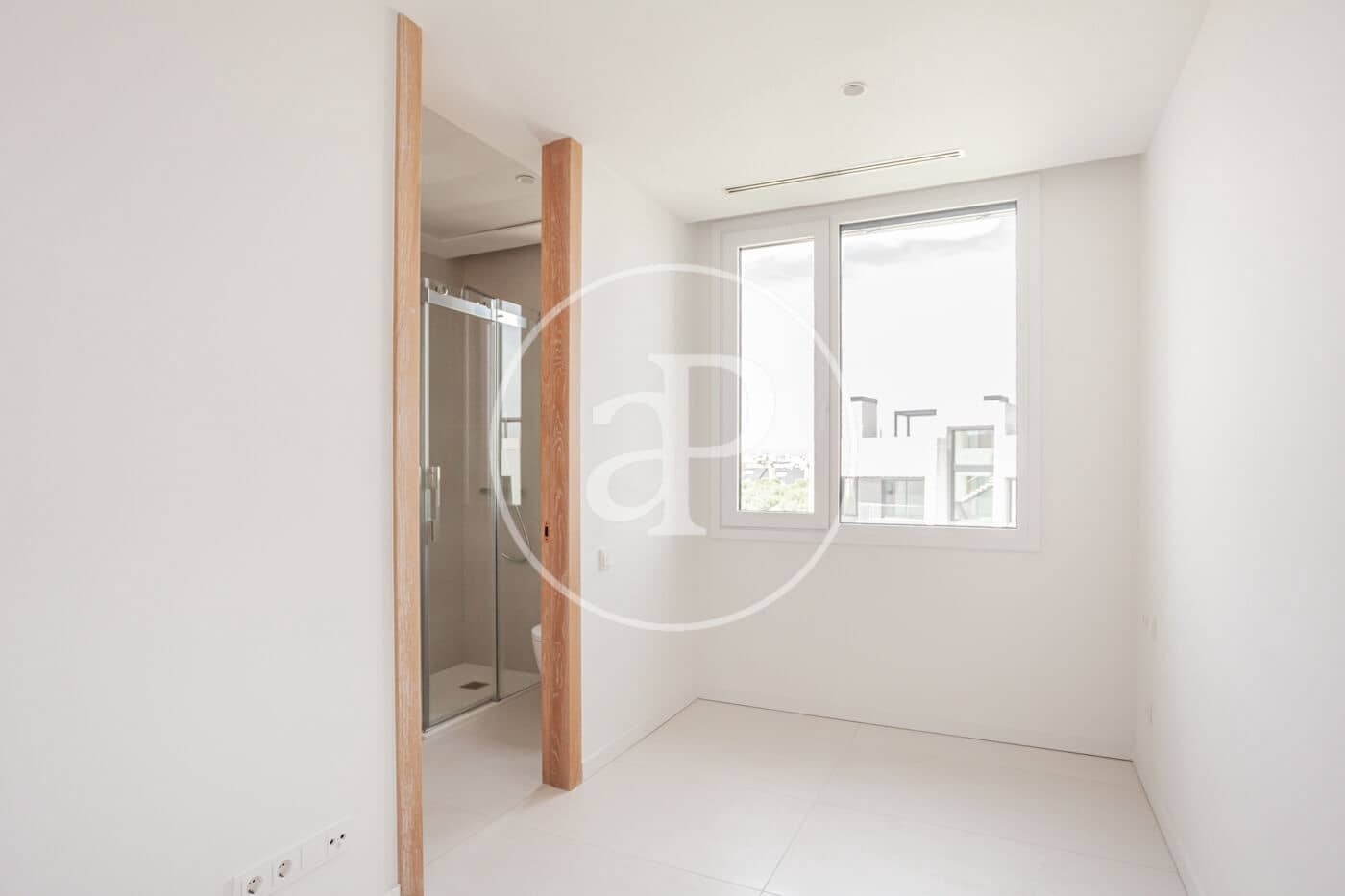 5 soveværelse Lejlighed til leje i Pozuelo de Alarcon med swimmingpool - € 18.000 (Ref: 9118970)