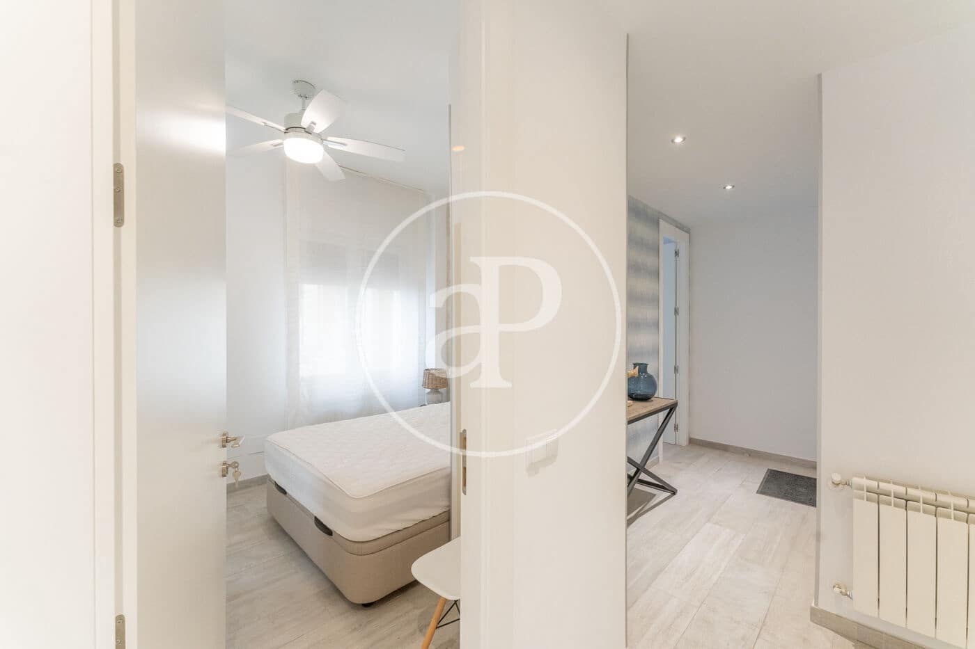 3 quarto Apartamento para arrendar em Madrid cidade - 3 300 € (Ref: 9125359)